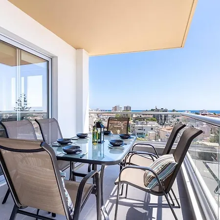 Διαμέρισμα Silver Line 1-bedroom & Balcony In *
